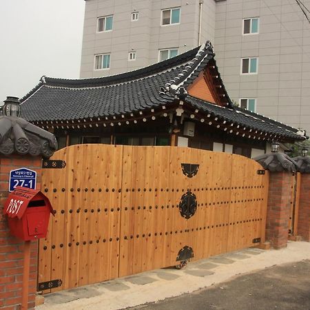 Dasomchae Hanok Stay Кванджу Экстерьер фото