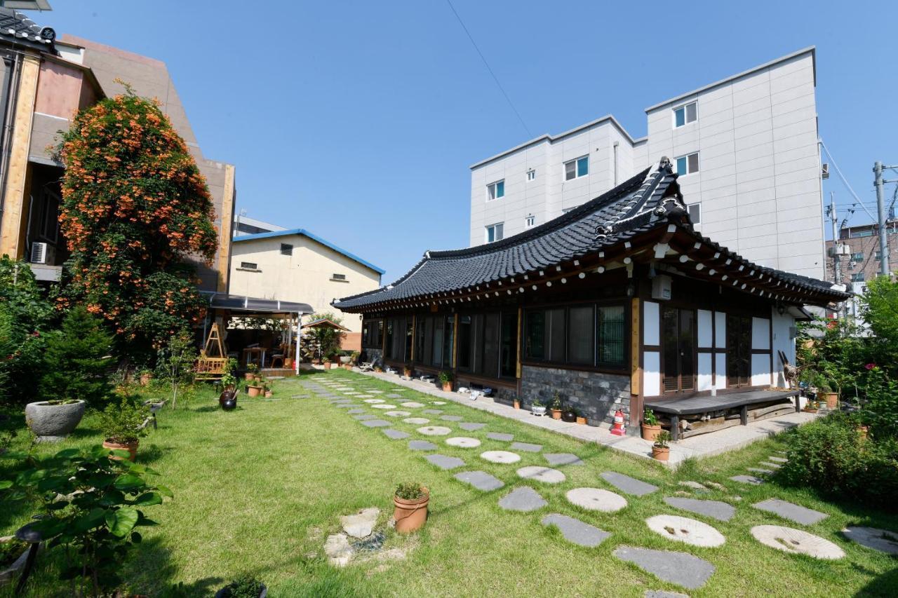Dasomchae Hanok Stay Кванджу Экстерьер фото