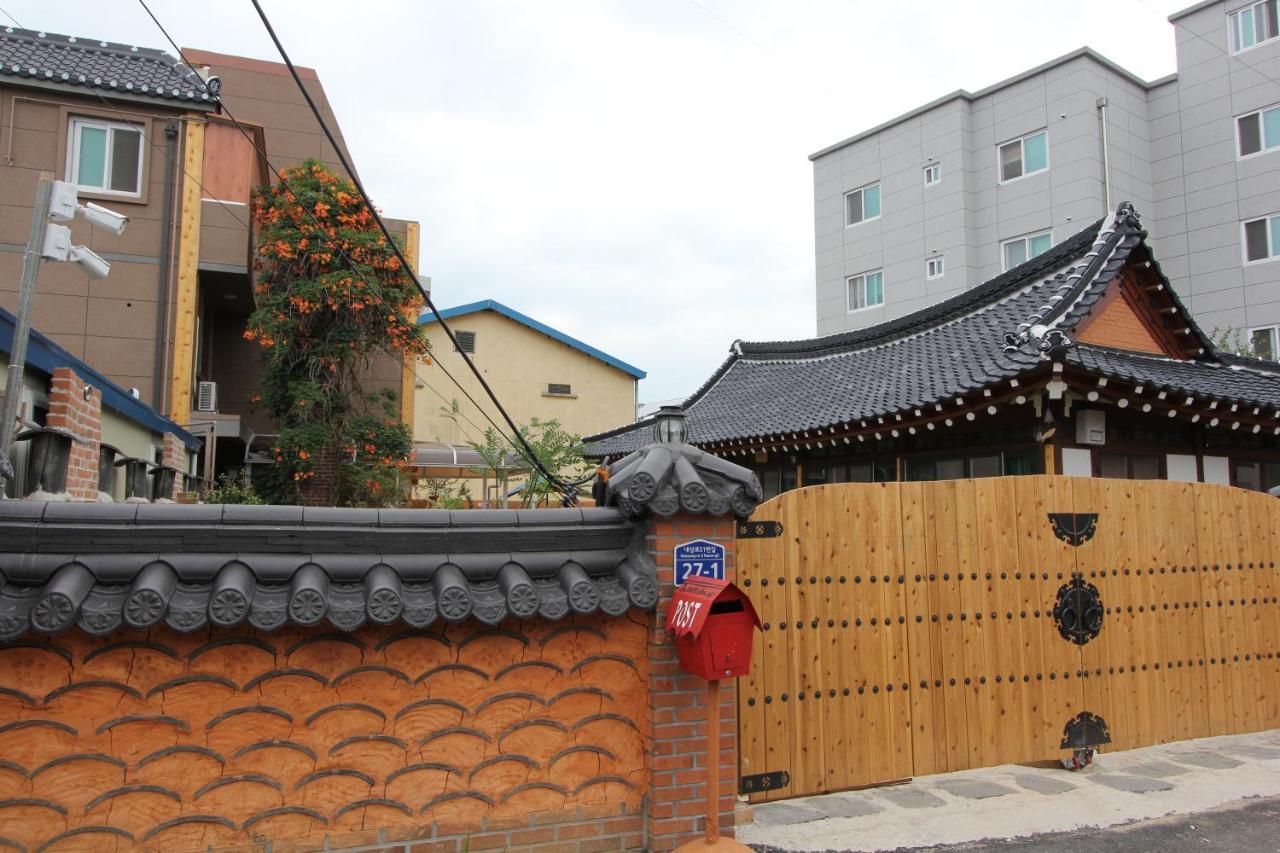 Dasomchae Hanok Stay Кванджу Экстерьер фото