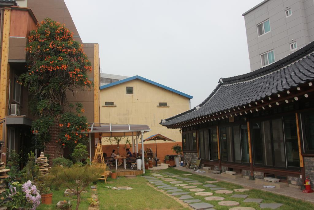 Dasomchae Hanok Stay Кванджу Экстерьер фото